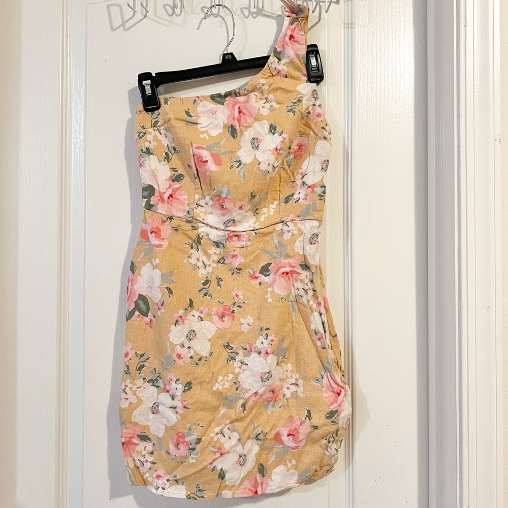 Abercrombie and Fitch one strap dress! Great for summer! Like new!